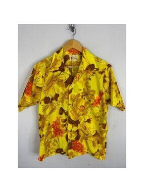 Vintage 60s Polynesian Bazaar Waikiki Hawaii Floral Hawaiian Camp Shirt Yellow L